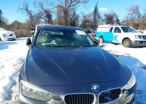 2014 BMW 320I xDrive z USA, uszkodzony, nr VIN WBA3C3G50ENS70649